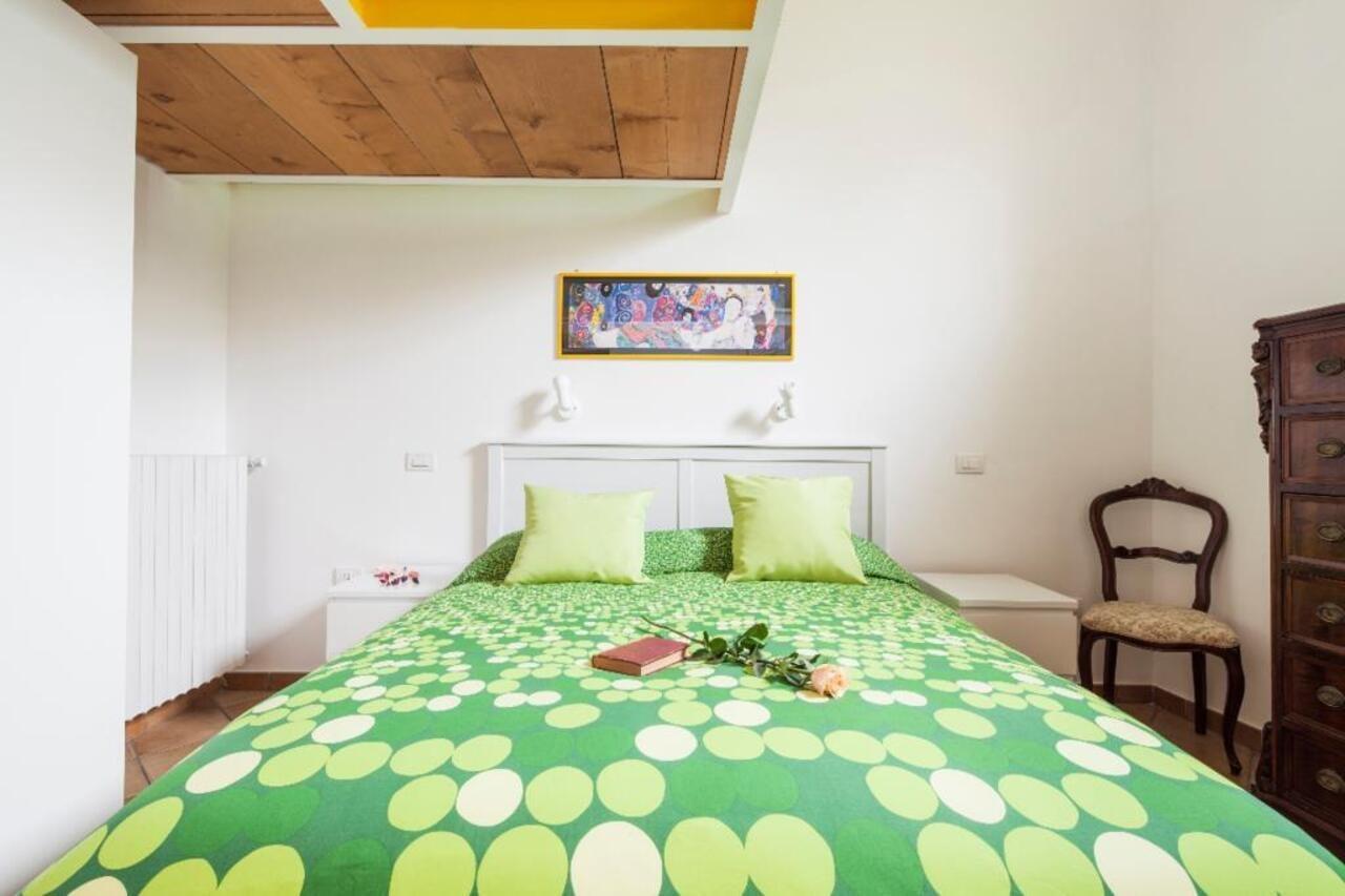 Bed and Breakfast Casa Lungomare à Salernes Extérieur photo