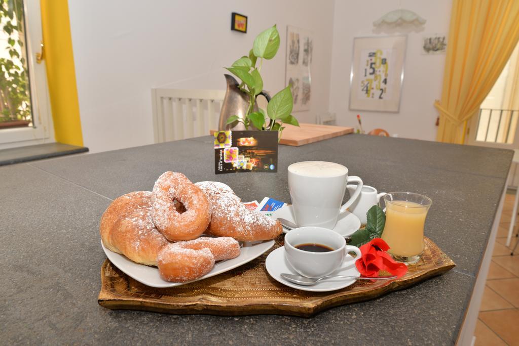 Bed and Breakfast Casa Lungomare à Salernes Extérieur photo
